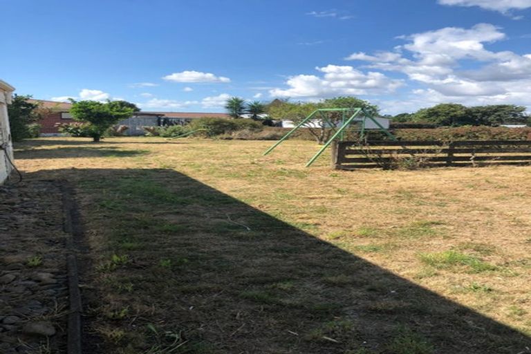 Photo of property in 37 King Street, Waiuku, 2123