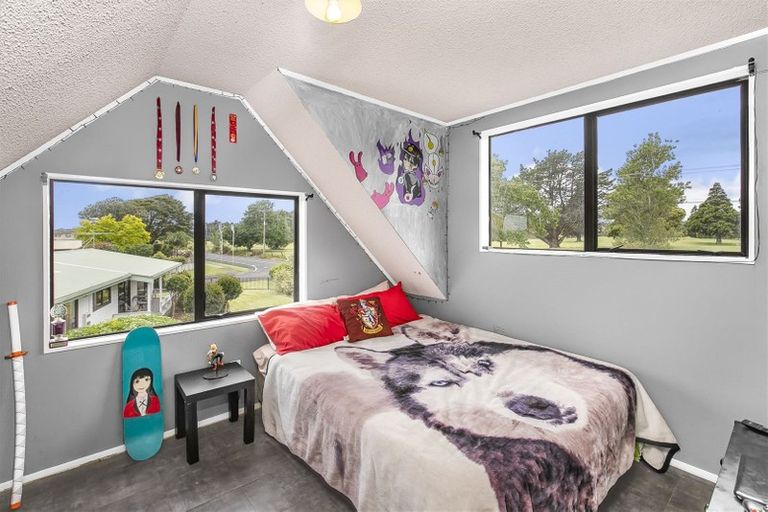 Photo of property in 36 Racecourse Road, Waiuku, 2123