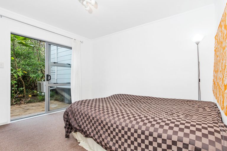 Photo of property in 22b Norman Road, Titirangi, Auckland, 0604