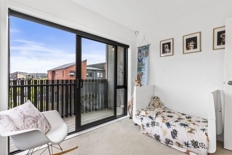 Photo of property in 4 Sioux Road, Hobsonville, Auckland, 0616