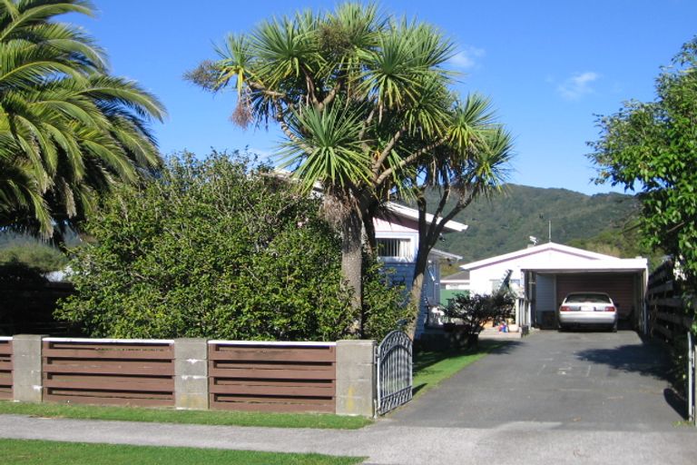 Photo of property in 7 Kerepehi Grove, Wainuiomata, Lower Hutt, 5014