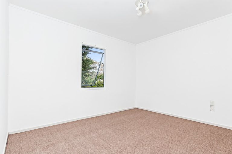 Photo of property in 22b Norman Road, Titirangi, Auckland, 0604
