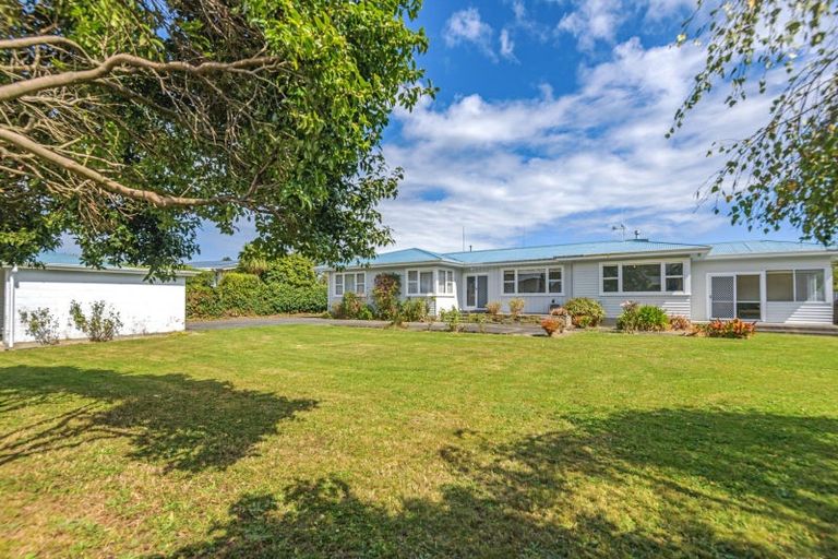 Photo of property in 12 Nairn Crescent, Awapuni, Palmerston North, 4412