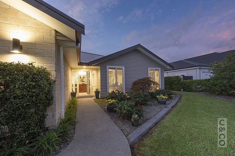 Photo of property in 65 Kaipara Portage Road, Riverhead, 0820