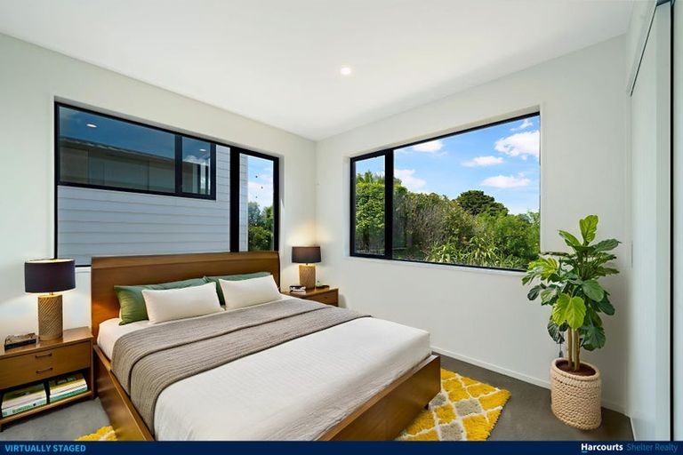 Photo of property in 3c Cobham Crescent, Kelston, Auckland, 0602
