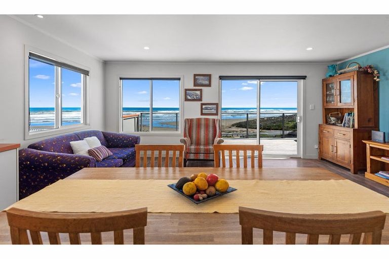 Photo of property in 19 Ocean Close, Te Kopuru, Dargaville, 0371