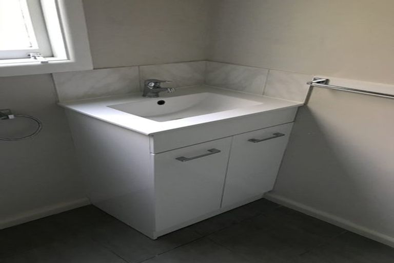 Photo of property in 3/1205 Karamu Road North, Mayfair, Hastings, 4122