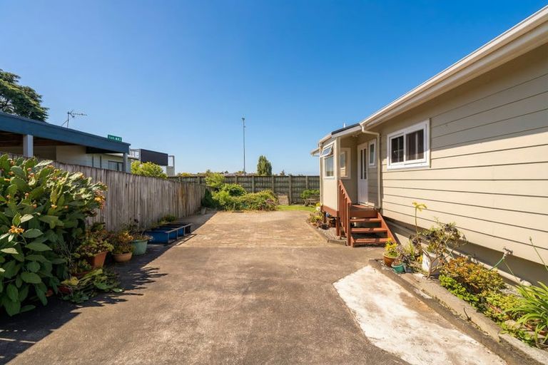 Photo of property in 5/17a Idesia Place, Totara Heights, Auckland, 2105
