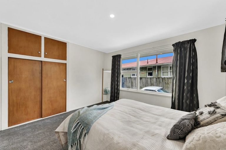 Photo of property in 258 Main North Road, Redwood, Christchurch, 8051