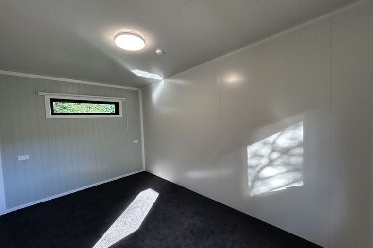 Photo of property in 33 Postgate Drive, Whitby, Porirua, 5024