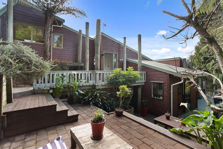 Photo of property in 7 Selwyn Avenue, Glen Eden, Auckland, 0602