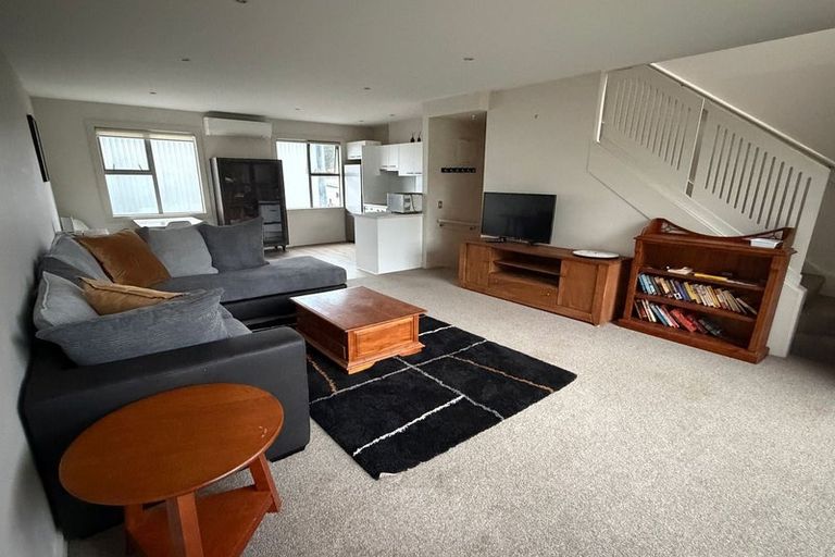 Photo of property in The Terraces, 29/9 Humber Street, Pandora, Napier, 4110