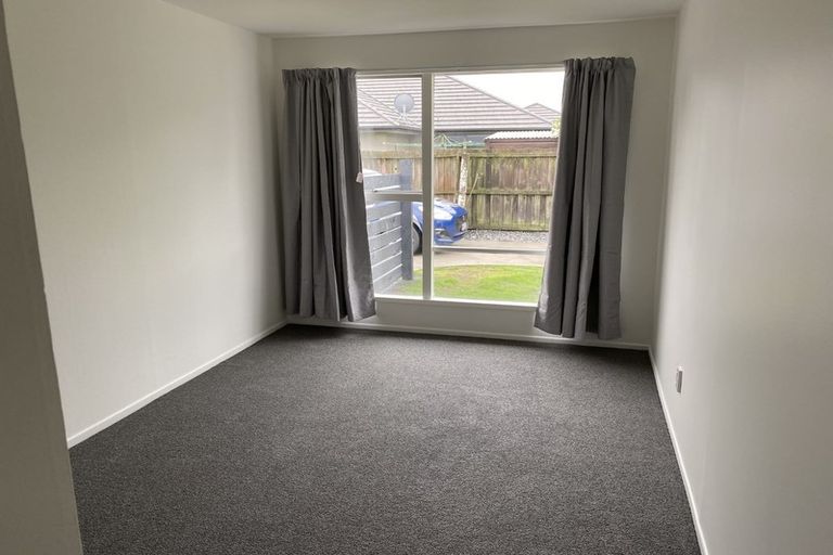 Photo of property in 38 Lamorna Road, Parklands, Christchurch, 8083