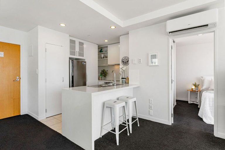 Photo of property in 27/12 Maunganui Road, Mount Maunganui, 3116