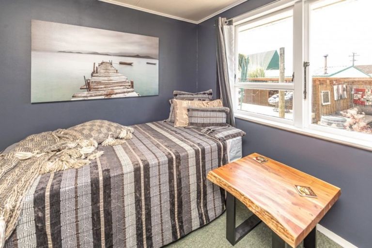 Photo of property in 52 Kowhai Street, Castlecliff, Whanganui, 4501