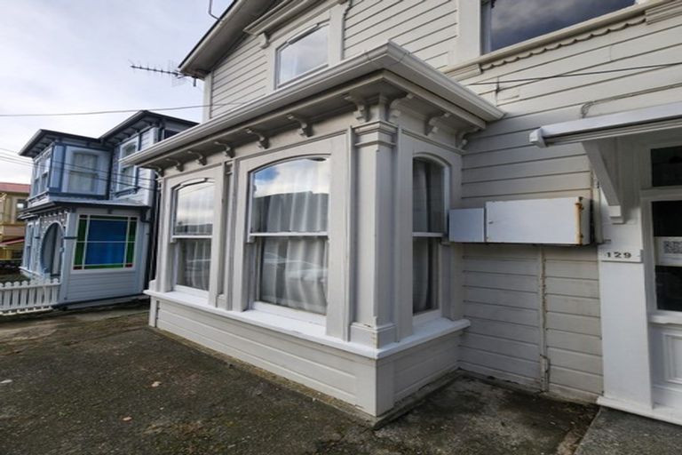 Photo of property in 129 Tasman Street, Mount Cook, Wellington, 6021