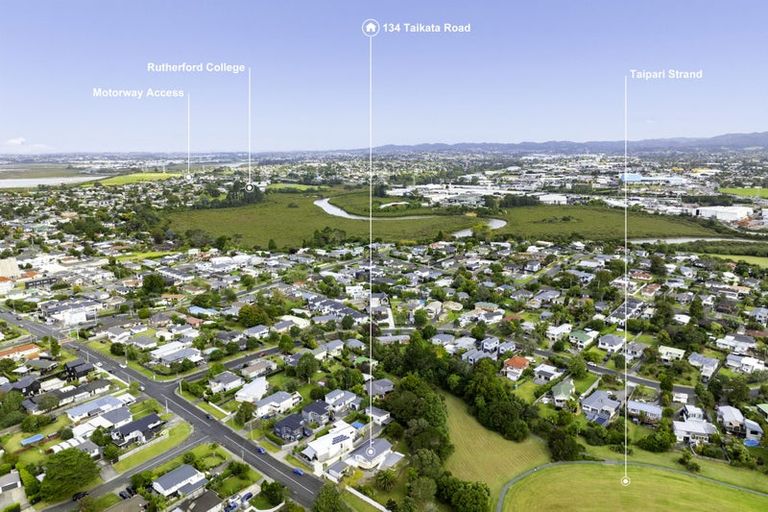 Photo of property in 134 Taikata Road, Te Atatu Peninsula, Auckland, 0610