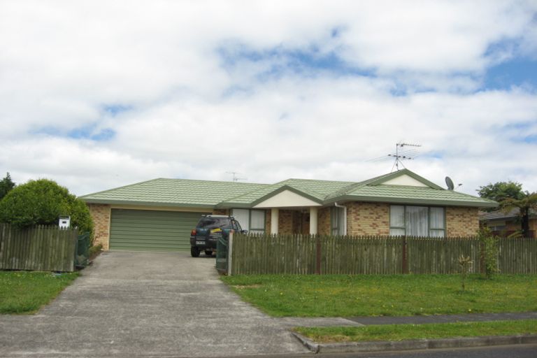 Photo of property in 21 Puriri Road, Pukekohe, 2120