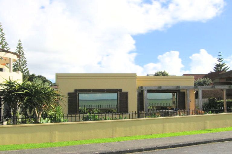 Photo of property in 7 Ngapara Street, Red Beach, 0932