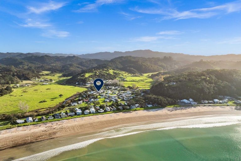 Photo of property in 4 Omutu Street, Oakura, Hikurangi, 0184