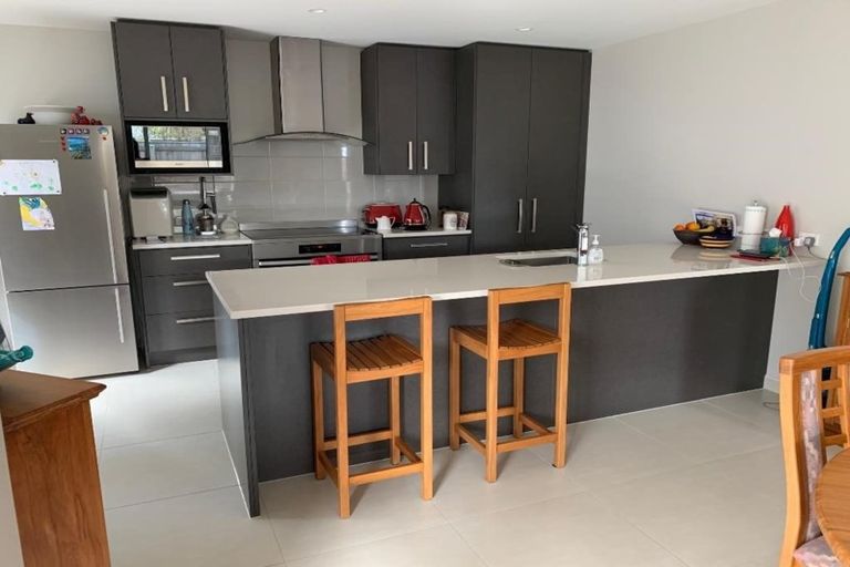 Photo of property in 27b Pehi Kupa Street, Waikanae, 5036