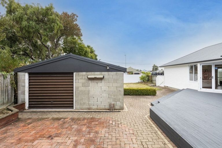 Photo of property in 254 Weston Road, Mairehau, Christchurch, 8052