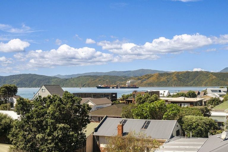 Photo of property in 47 Dundas Street, Seatoun, Wellington, 6022