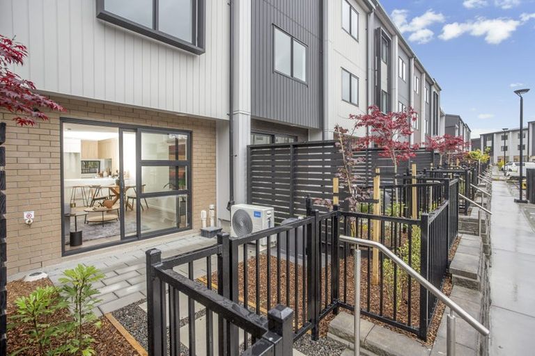 Photo of property in 24 Selo Street, Glen Eden, Auckland, 0602