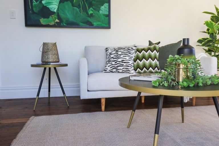 Photo of property in 9 Perrin Place, Kelvin Grove, Palmerston North, 4414