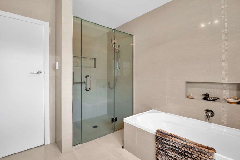 Photo of property in 16 Tregarth Street, Saint Johns Hill, Whanganui, 4501