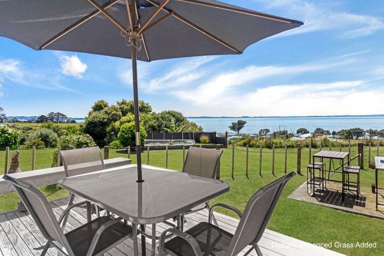 Photo of property in 499 Grahams Beach Road, Manukau Heads, Waiuku, 2684