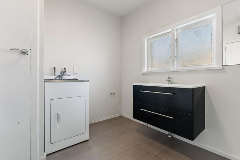 Photo of property in 265 Cranford Street, St Albans, Christchurch, 8052