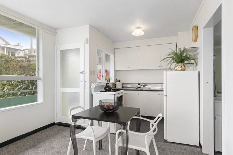 Photo of property in 10/60u Rintoul Street, Newtown, Wellington, 6021