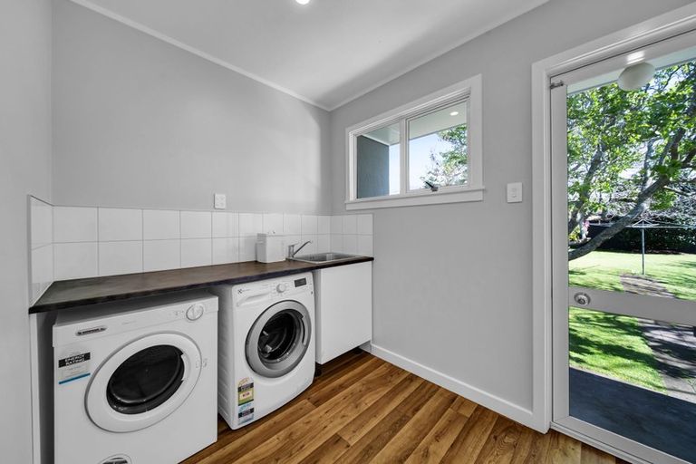 Photo of property in 20 Waimea Street, Westown, New Plymouth, 4310