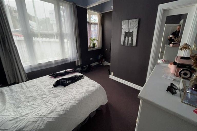 Photo of property in 15 Nairn Street, Mount Cook, Wellington, 6011