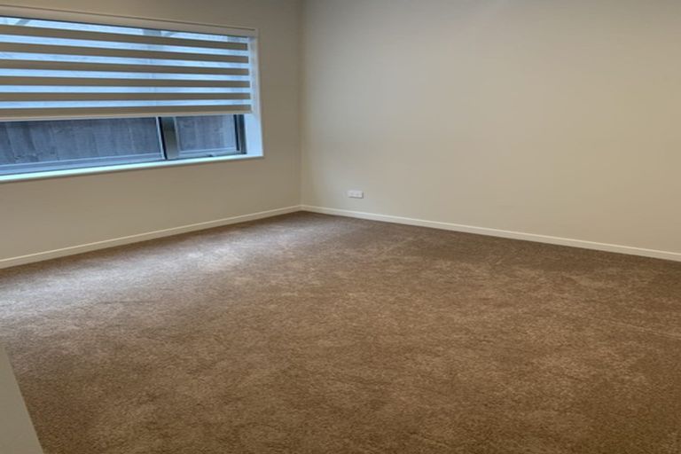 Photo of property in 5 Hea Road, Hobsonville, Auckland, 0616