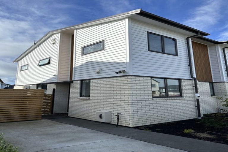 Photo of property in 8 Ocean Breeze Avenue, Hobsonville, Auckland, 0616