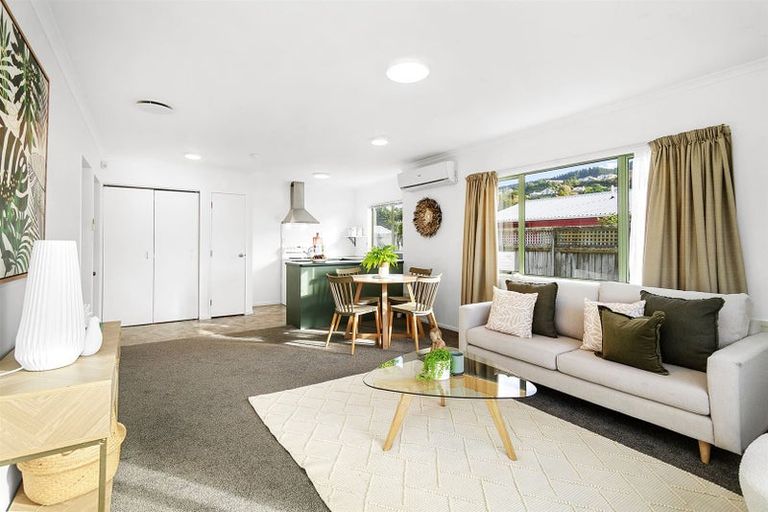 Photo of property in 13 Rawson Street, Tawa, Wellington, 5028