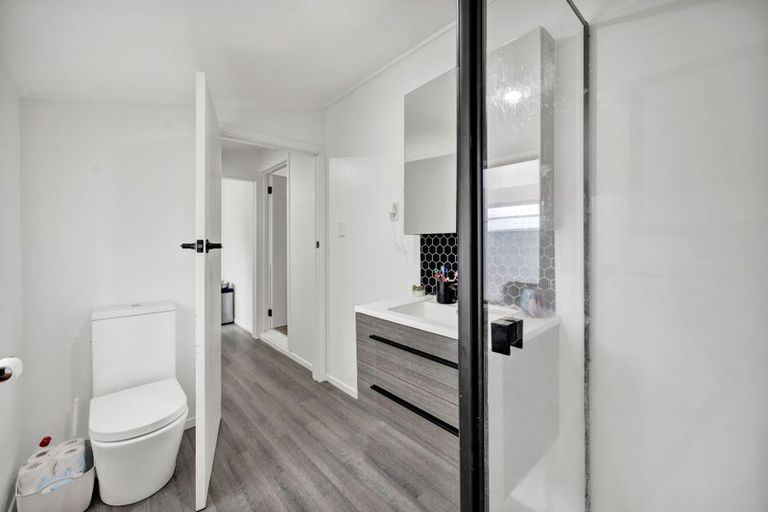 Photo of property in 21 Falstaff Street, Stratford, 4332