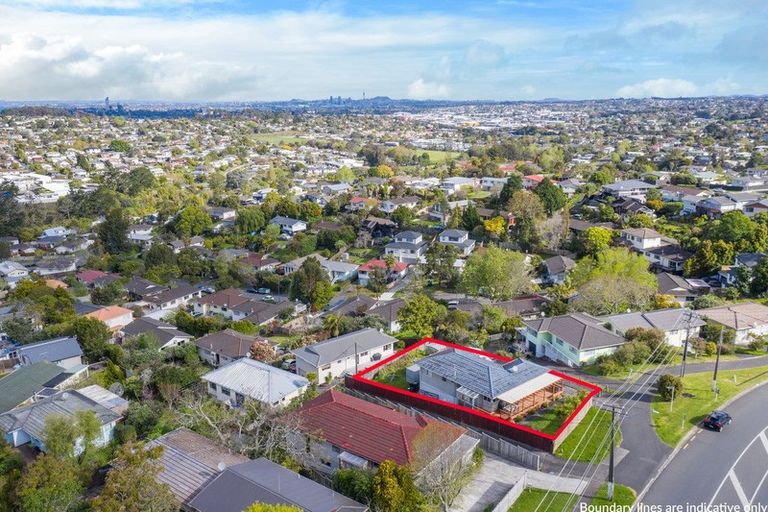 Photo of property in 299 Sunset Road, Sunnynook, Auckland, 0632