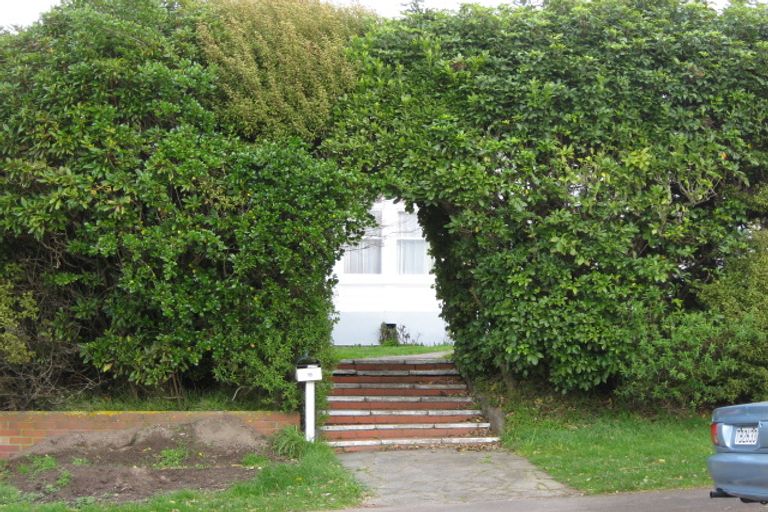 Photo of property in 15 Nottingham Street, Karori, Wellington, 6012