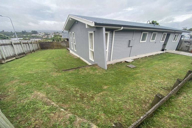 Photo of property in 1 Garboard Lane, Whitby, Porirua, 5024