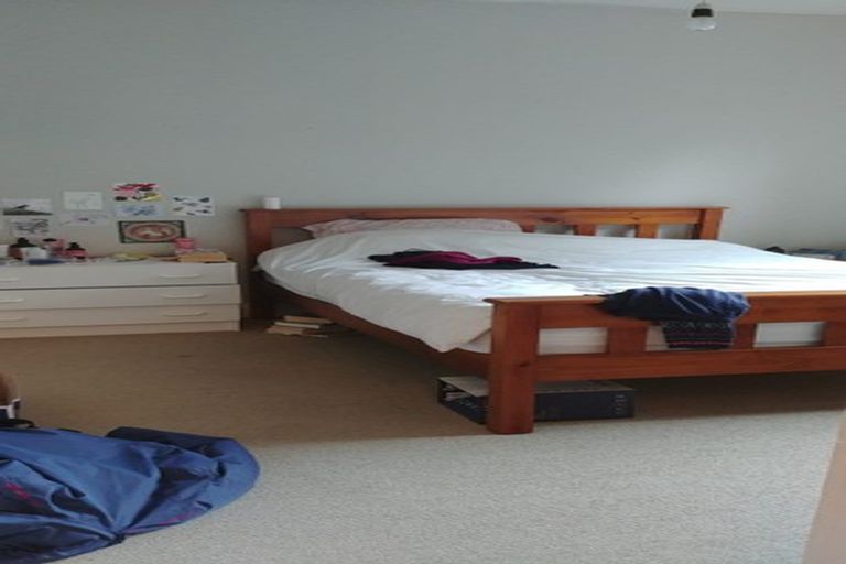Photo of property in 35 Memorial Avenue, Ilam, Christchurch, 8053