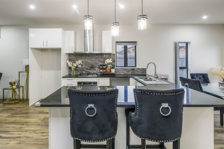 Photo of property in 11d Kent Road, Manurewa, Auckland, 2102
