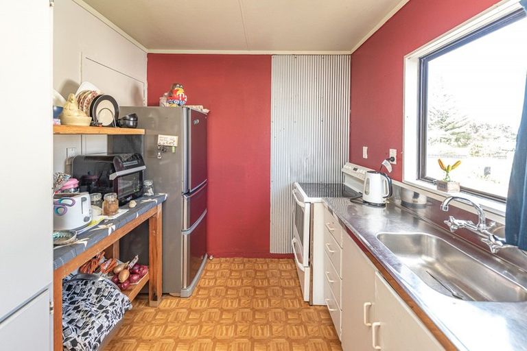 Photo of property in 23 Manuka Street, Castlecliff, Whanganui, 4501