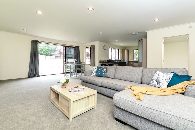 Photo of property in 1 Farleigh Close, Huntington, Hamilton, 3210