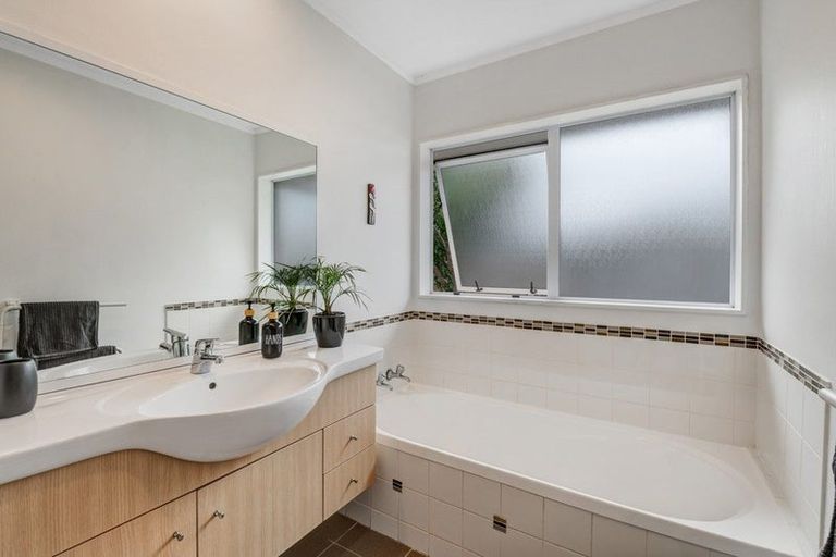 Photo of property in 47 Shelly Beach Road, Shelly Beach, Helensville, 0874