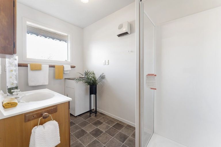 Photo of property in 2/32 Mona Vale Avenue, Riccarton, Christchurch, 8011