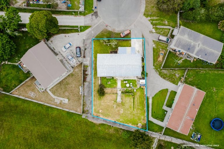 Photo of property in 20 Reinga Place, Massey, Auckland, 0614