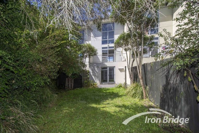 Photo of property in 11/54 Champion Street, Edgeware, Christchurch, 8013
